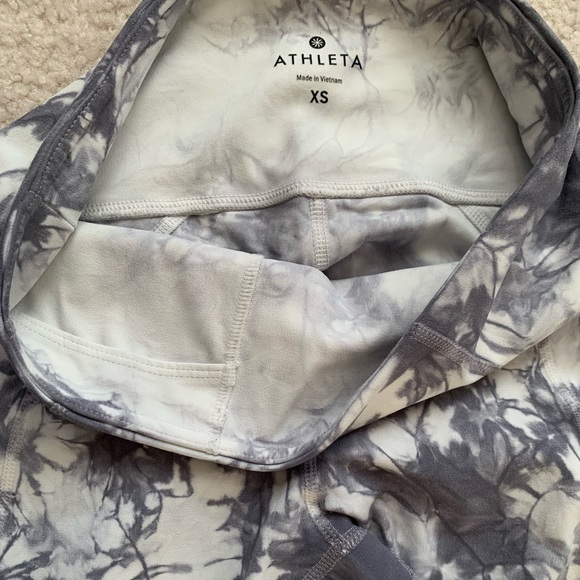 Athleta Salutation 7/8 Tie Dye Leggings - Picture 5 of 5